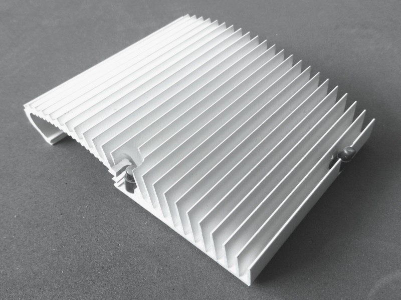 VGA 散熱片-R3010A01 - 擠型類散熱產品 散熱產品